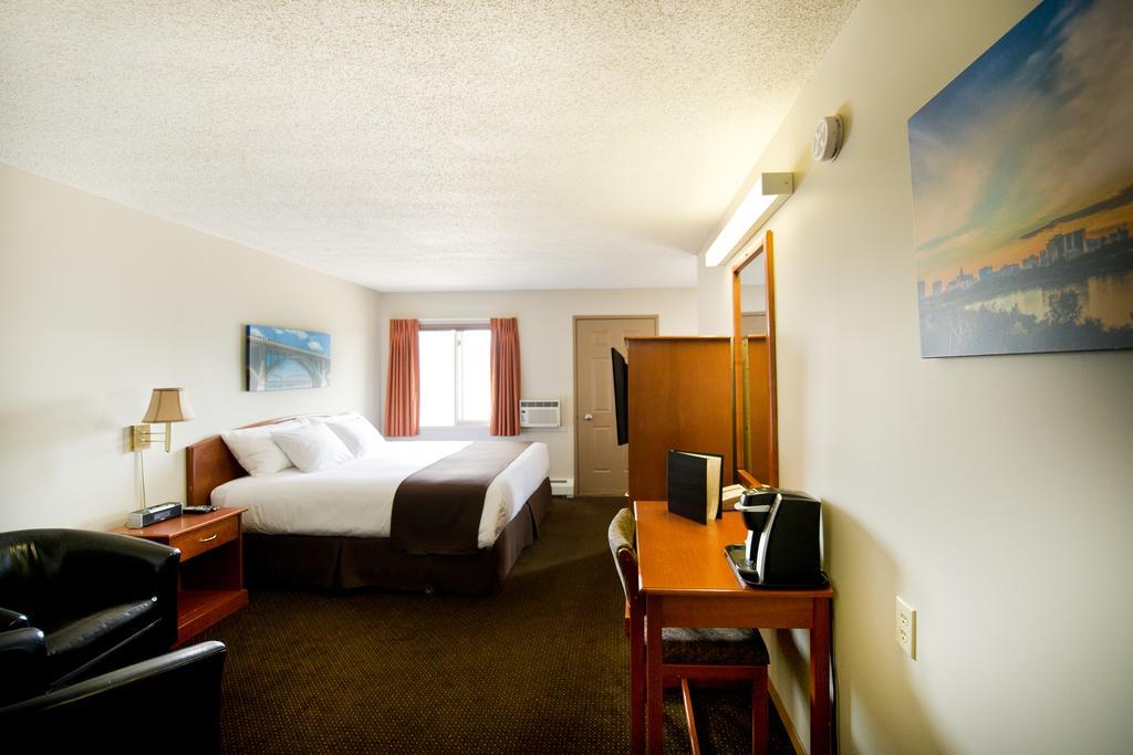 Riviera Motor Inn 새스커툰 객실 사진