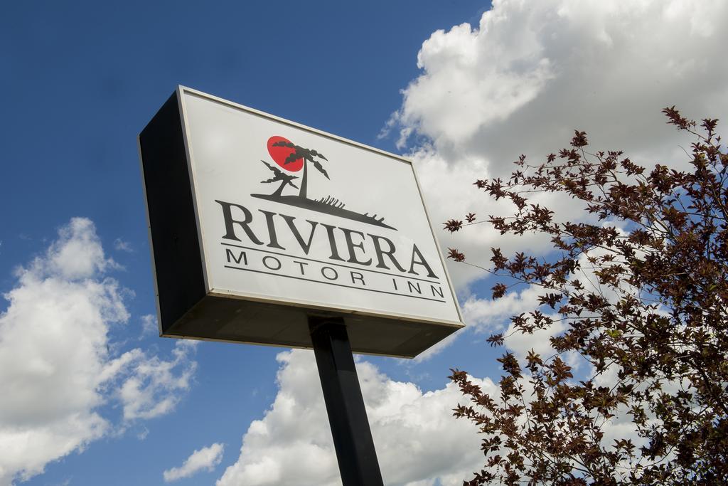 Riviera Motor Inn 새스커툰 외부 사진