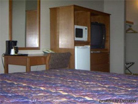 Riviera Motor Inn 새스커툰 객실 사진