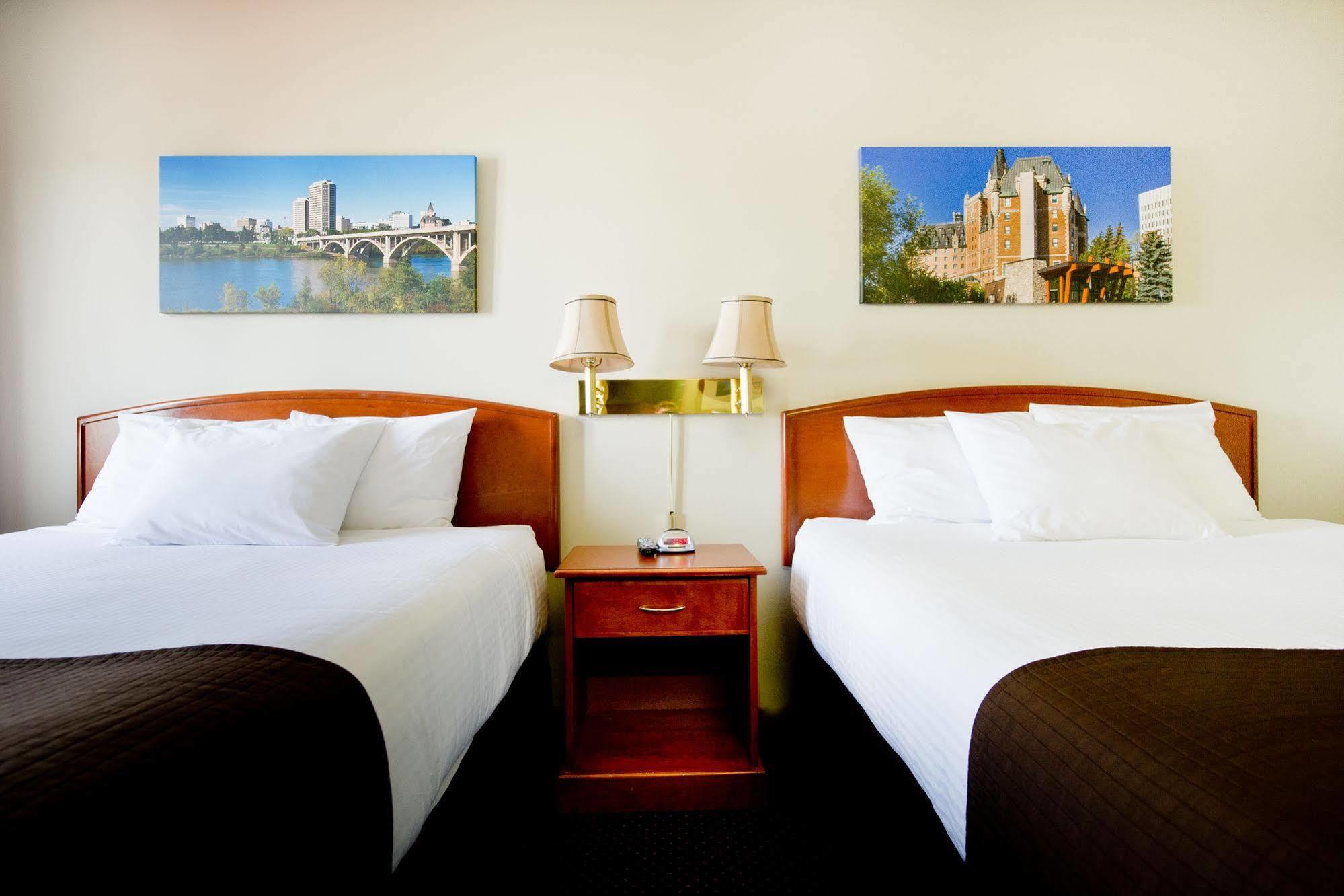 Riviera Motor Inn 새스커툰 외부 사진